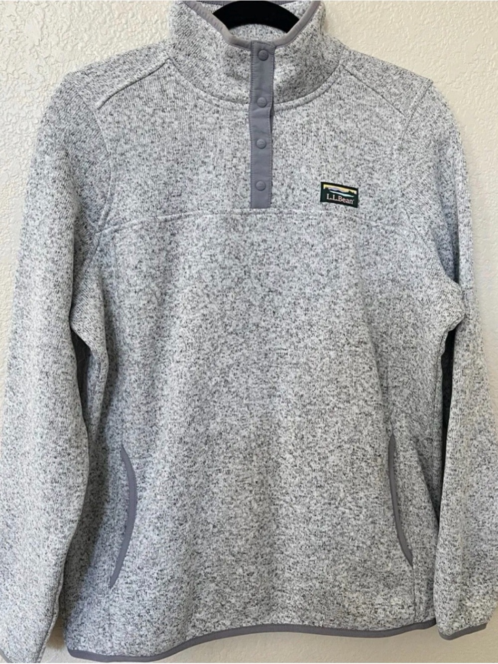L.L. Bean women’s  Heather Gray Quarter-Snap Pullover Sweater size xs